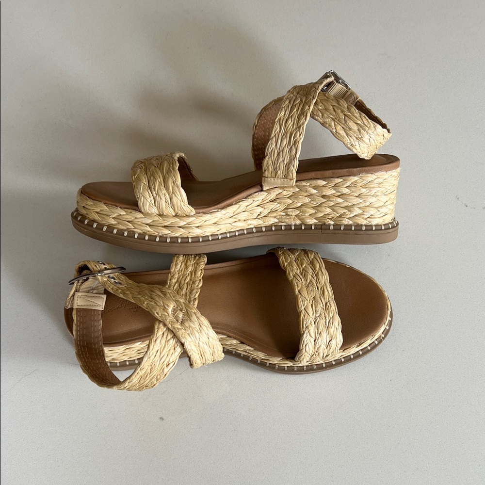 Universal Thread Natural Braided Platform Sandals